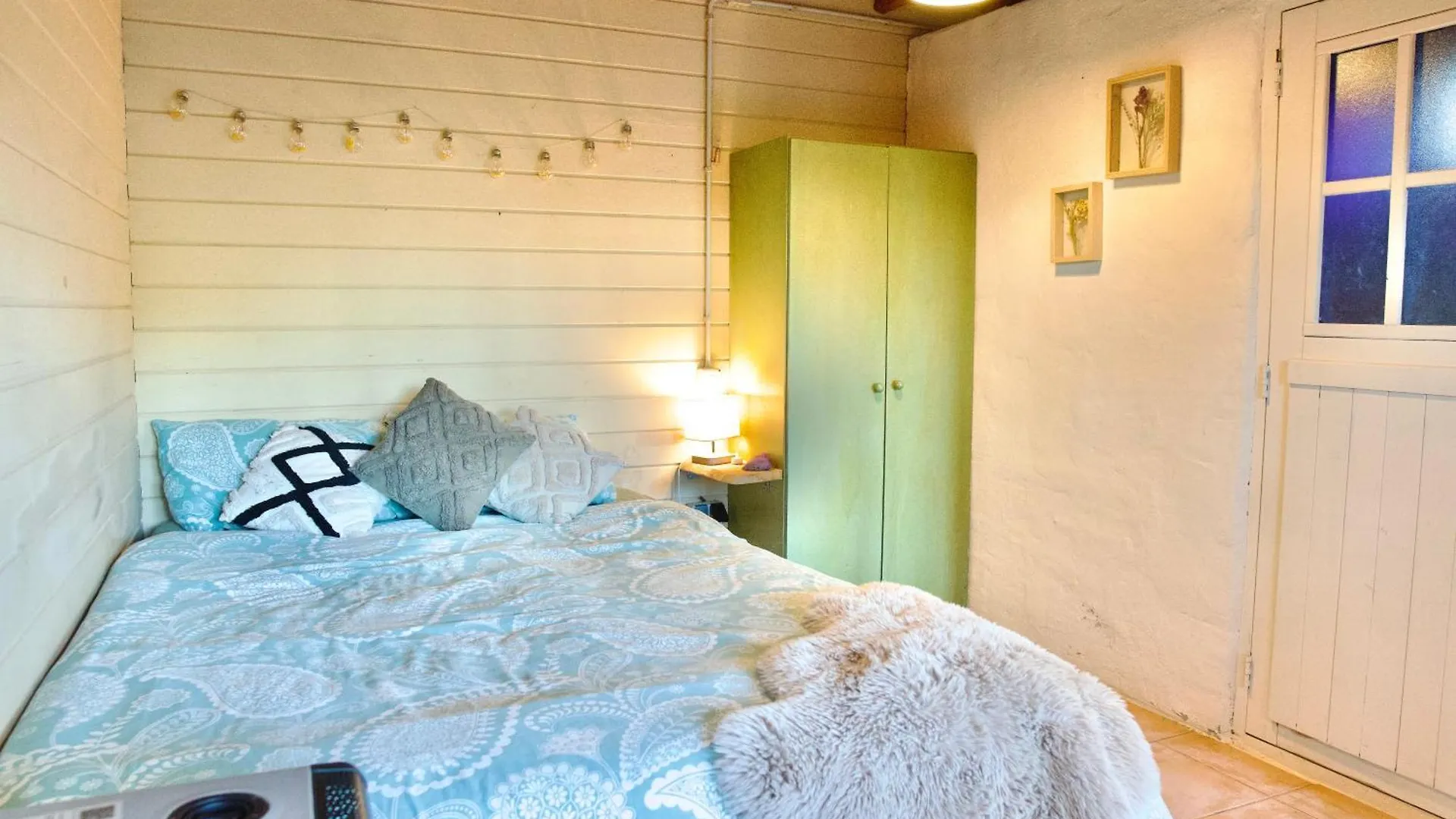 Chalet Villa Cabanita De Madera En Mas Coguleras Sant Jaume de Llierca Spanien
